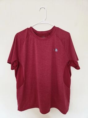 The North Face Men's Red Active Tee